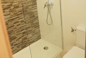 3-bedroom Apartment With Pool, Gym & Jacuzzi