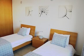 3-bedroom Apartment With Pool, Gym & Jacuzzi