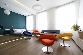 Paulay Central Top Studio