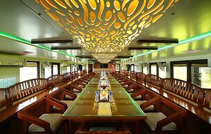 Best Kerala Houseboat