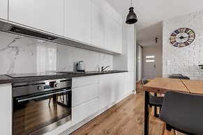 Frey Homes Suite - Blisko plazy