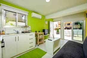 Gabinos - 1BR - Square Center