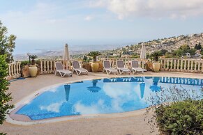 Resitour - Kamares Village