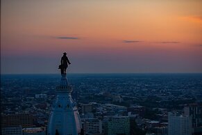 W Philadelphia