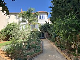 Villa Présence L'Oasis Chambres D'Hotes