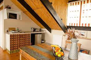 Sundowner Loft