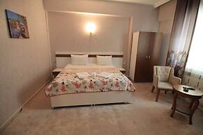 Gold Suite