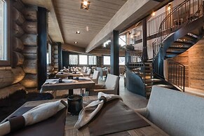 Sunny Valley Mountain Lodge