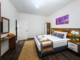River Elite Hotel & Spa