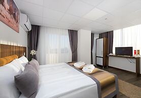 River Elite Hotel & Spa
