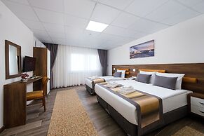 River Elite Hotel & Spa