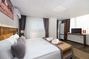 River Elite Hotel & Spa