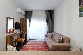 River Elite Hotel & Spa