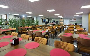 River Elite Hotel & Spa