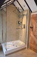 Luxury Cottage Near Windsor Castle