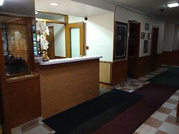 The Mariner Motor Hotel