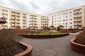 Bluszczanska 76/147