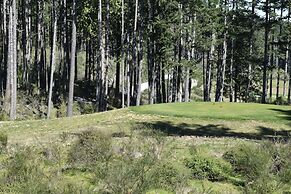 Fairways Hotel on the Mountain