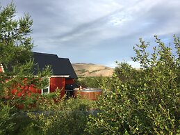Lava Lodge