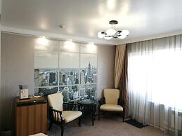 AMAKS Congress Hotel