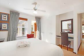 Kwantu Guesthouses