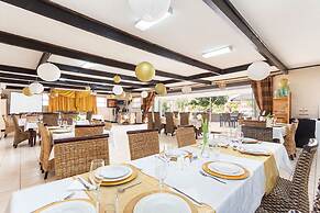 Kwantu Guesthouses