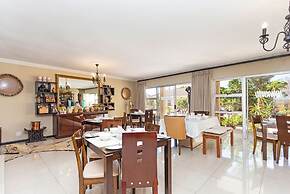 Kwantu Guesthouses