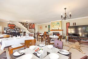Kwantu Guesthouses