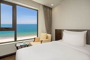 Santa Luxury Hotel