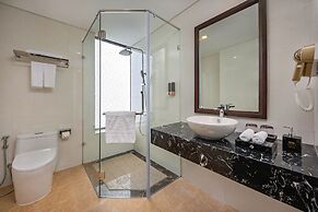Santa Luxury Hotel