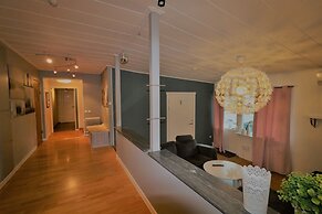 RIBO Apartment Aurora