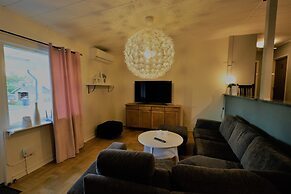 RIBO Apartment Aurora
