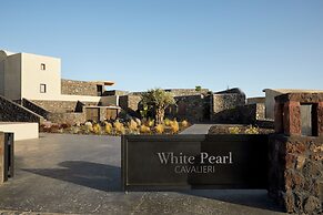 White Pearl Cavalieri - Adults Only