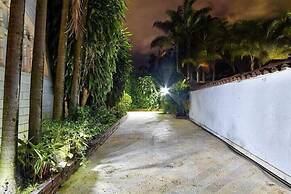 Luxury Air Road