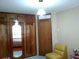 Shanell House - Hostel