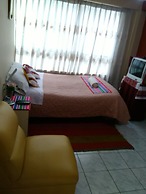 Shanell House - Hostel