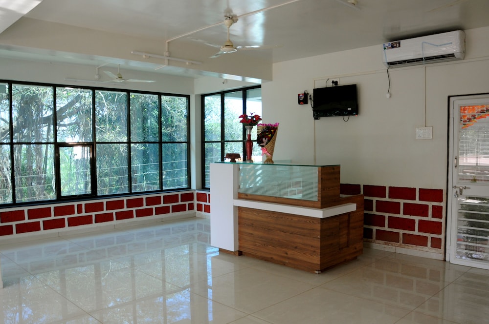 Rutu's Holiday Resort