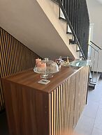 B&S Hotel
