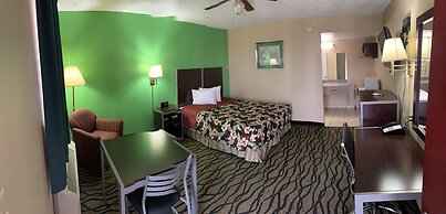Thunderbird Inn