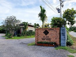 B Tel Chomthong Resort Chiang Mai