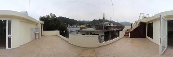 Hotel Yog Tapovan