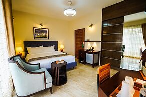 Shinepukur Suites