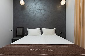 Alaska Resort