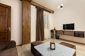 Alaska Resort