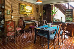 Cattani's Riverside Home