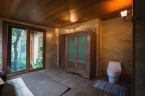 Cattani's Riverside Home