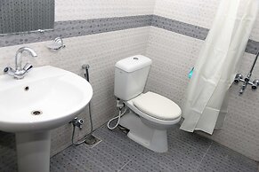 Hak Mall Suites