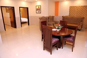 Hak Mall Suites