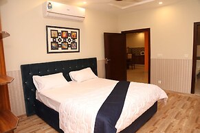 Hak Mall Suites