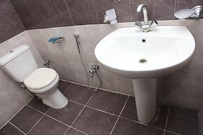 Hak Mall Suites